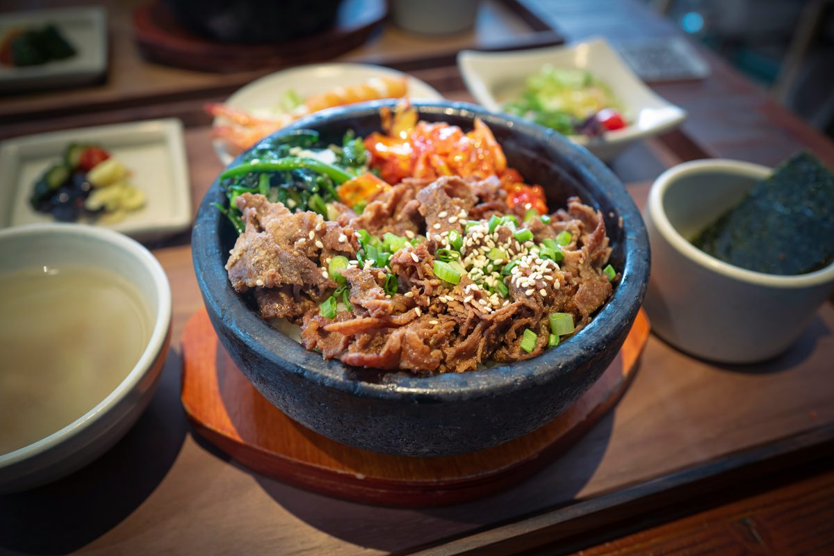 Bulgogi: gemarineerd rundvlees op de grill