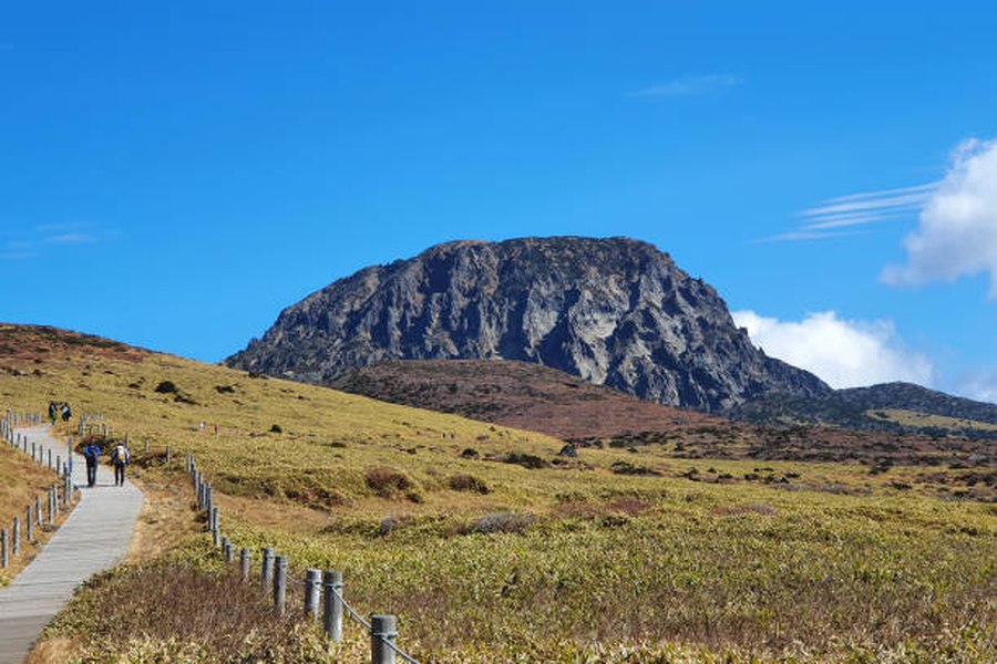 Wandelpad naar de top van Hallasan