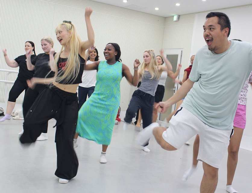 Dansles in een professionele K-pop dansstudio in Seoul