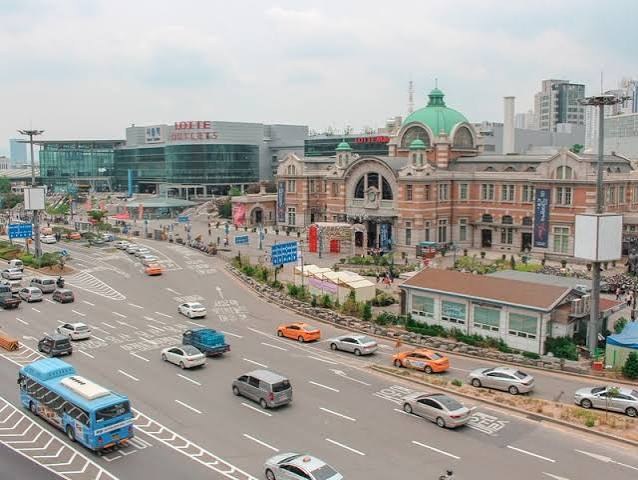 Seoul Station Square